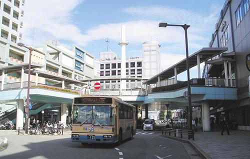 川西能勢口駅の北駅前広場